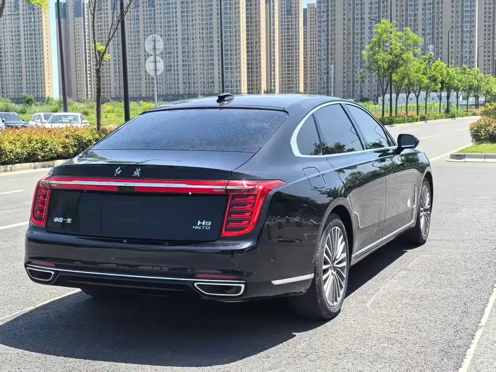 Hongqi H9 — фото 5