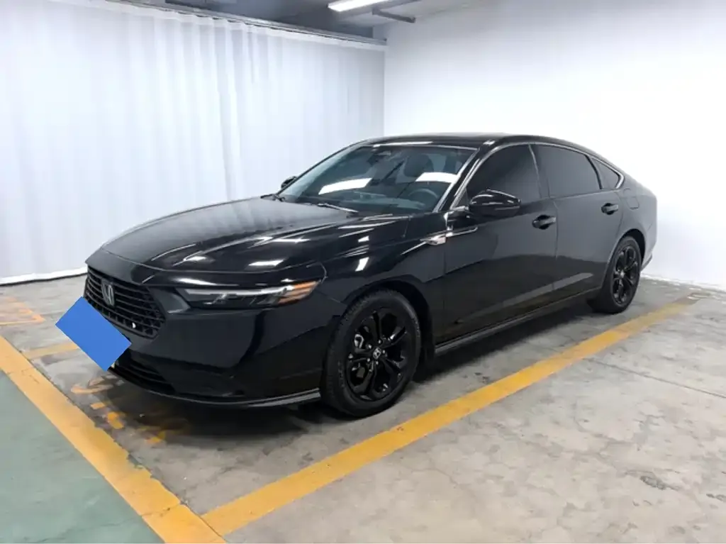 Honda Accord — фото 1