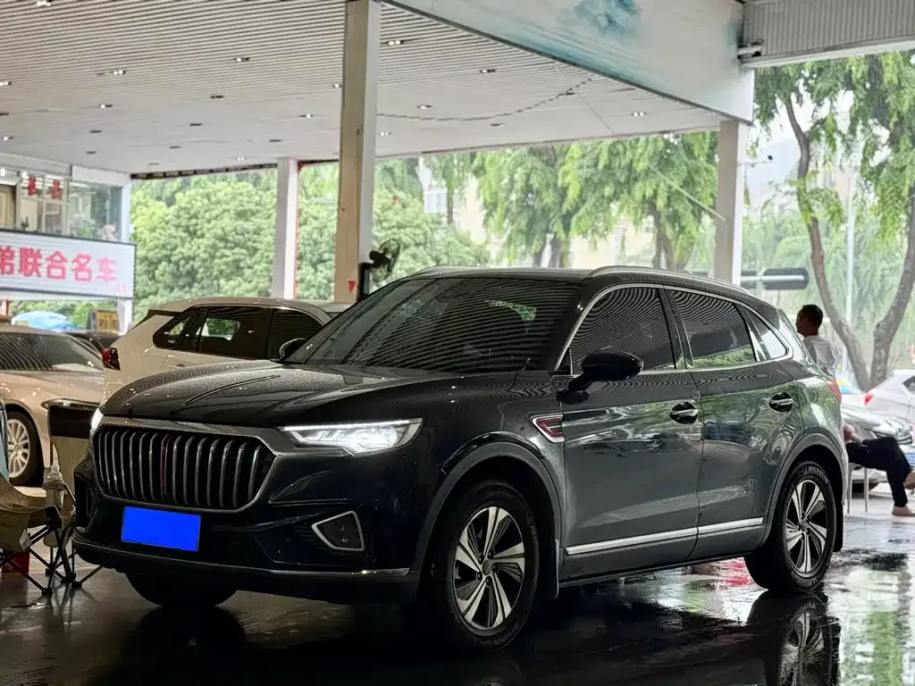 Hongqi HS5 — фото 1