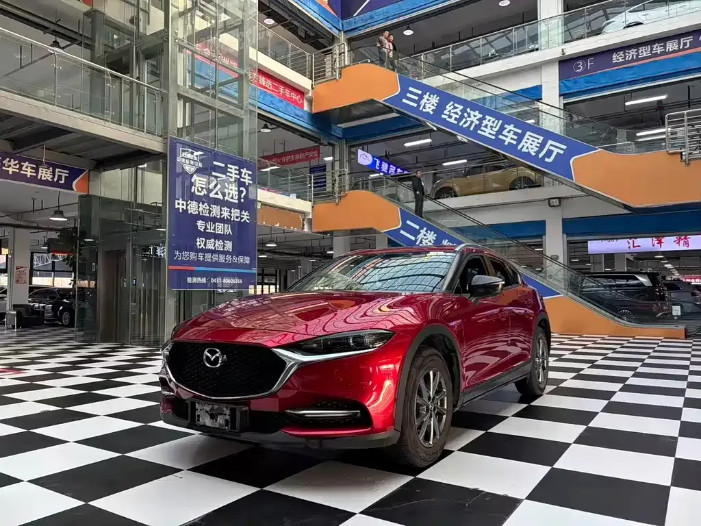 Mazda CX-4 — фото 1