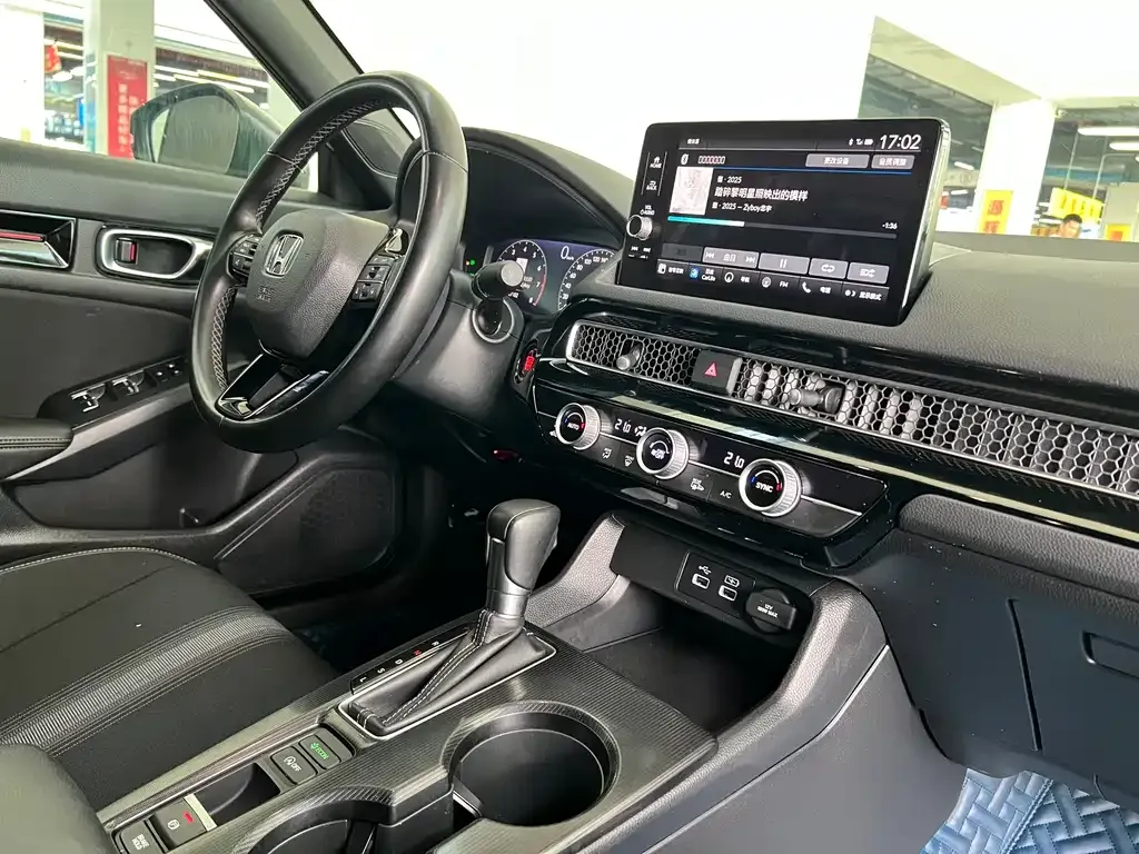 Honda Civic — фото 7