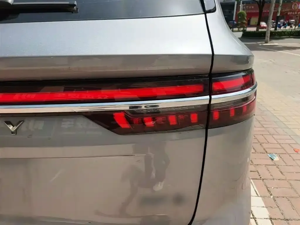 Geely Xingyue L — фото 2