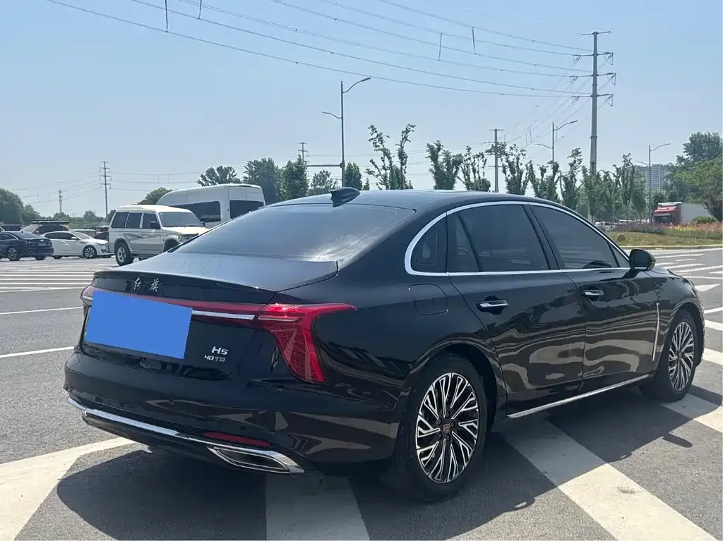 Hongqi H5 — фото 2
