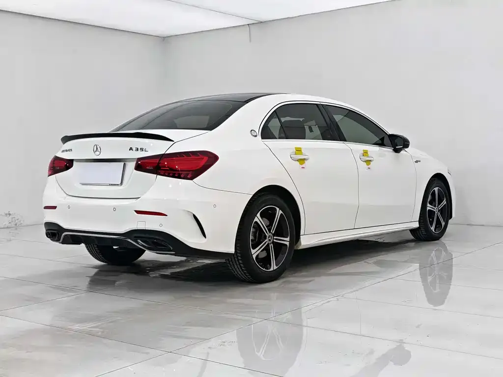 Mercedes-Benz A-Class — фото 10