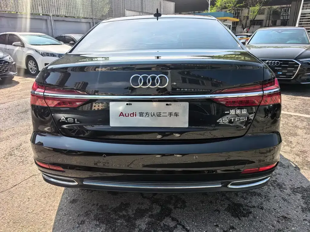 Audi A6L — фото 6