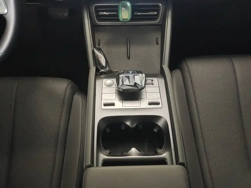 BYD Qin L 2025 из CN, фото 5
