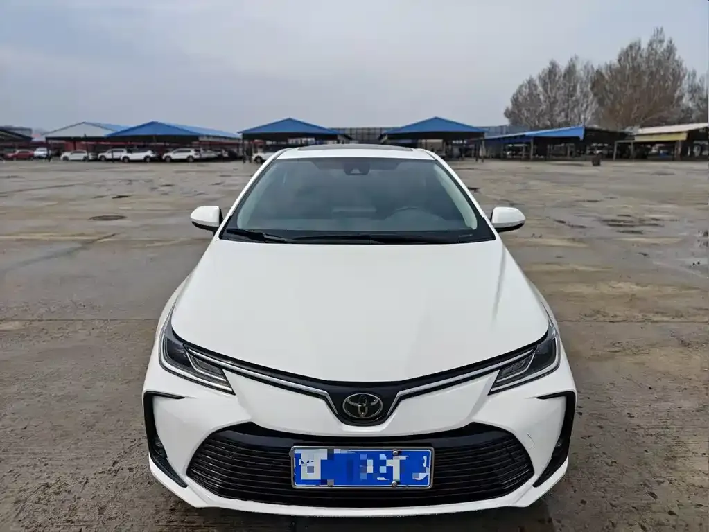 Toyota Corolla 2022 из CN, фото 9