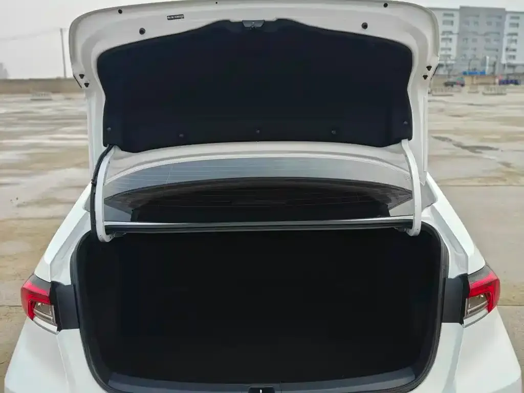 Toyota Corolla 2022 из CN, фото 3