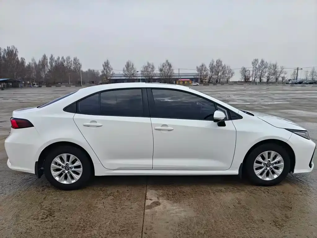 Toyota Corolla 2022 из CN, фото 6