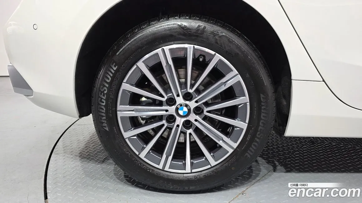 BMW 2-Series 2025 из KR, фото 10