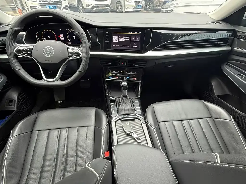 Volkswagen Passat 2023 из CN, фото 9