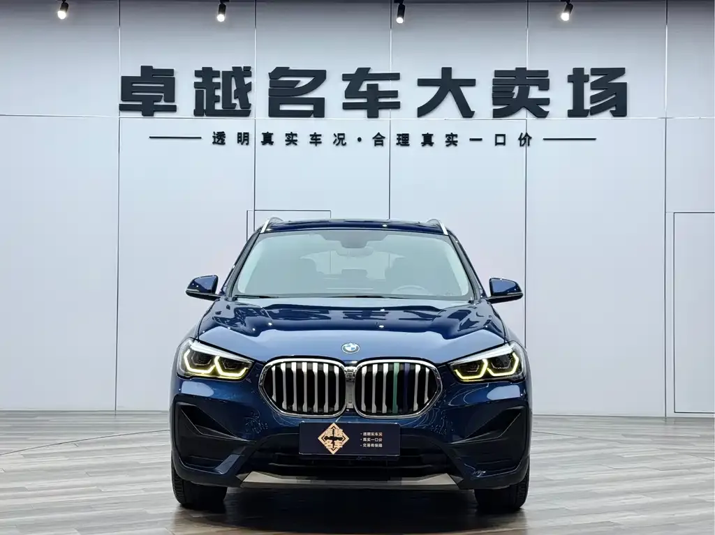 BMW X1 — фото 10