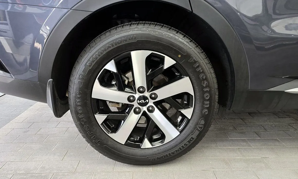 Kia Sorento — фото 10