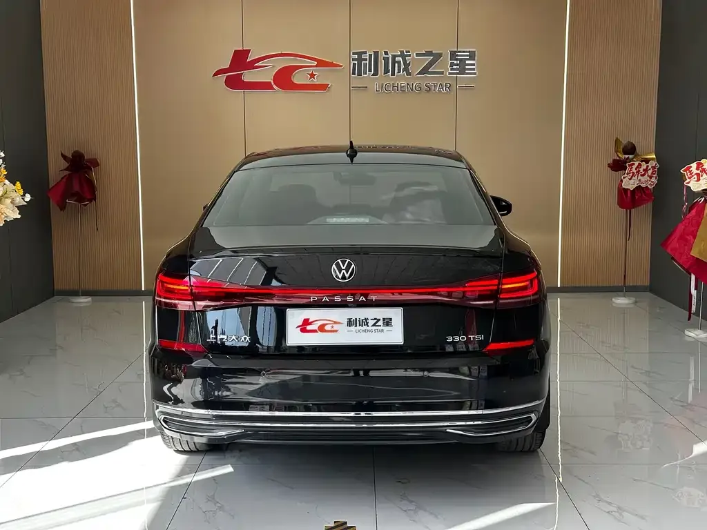 Volkswagen Passat — фото 2