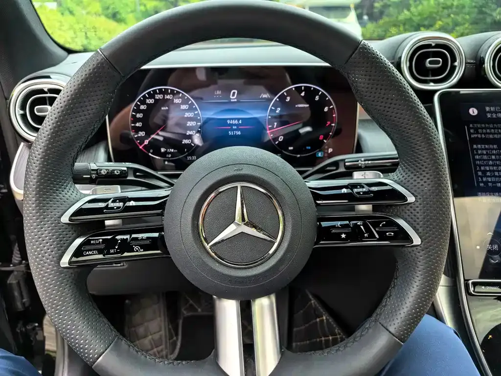 Mercedes-Benz GLC — фото 6