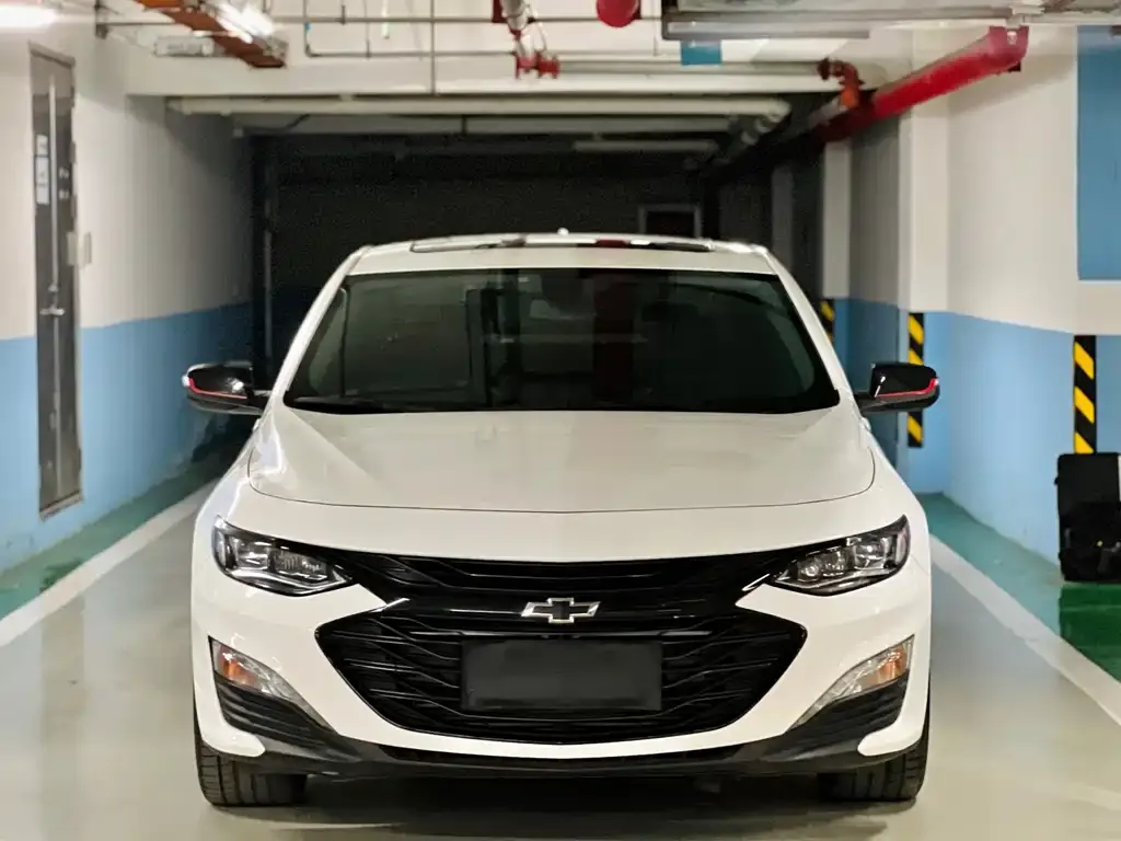 Chevrolet Malibu XL — фото 6