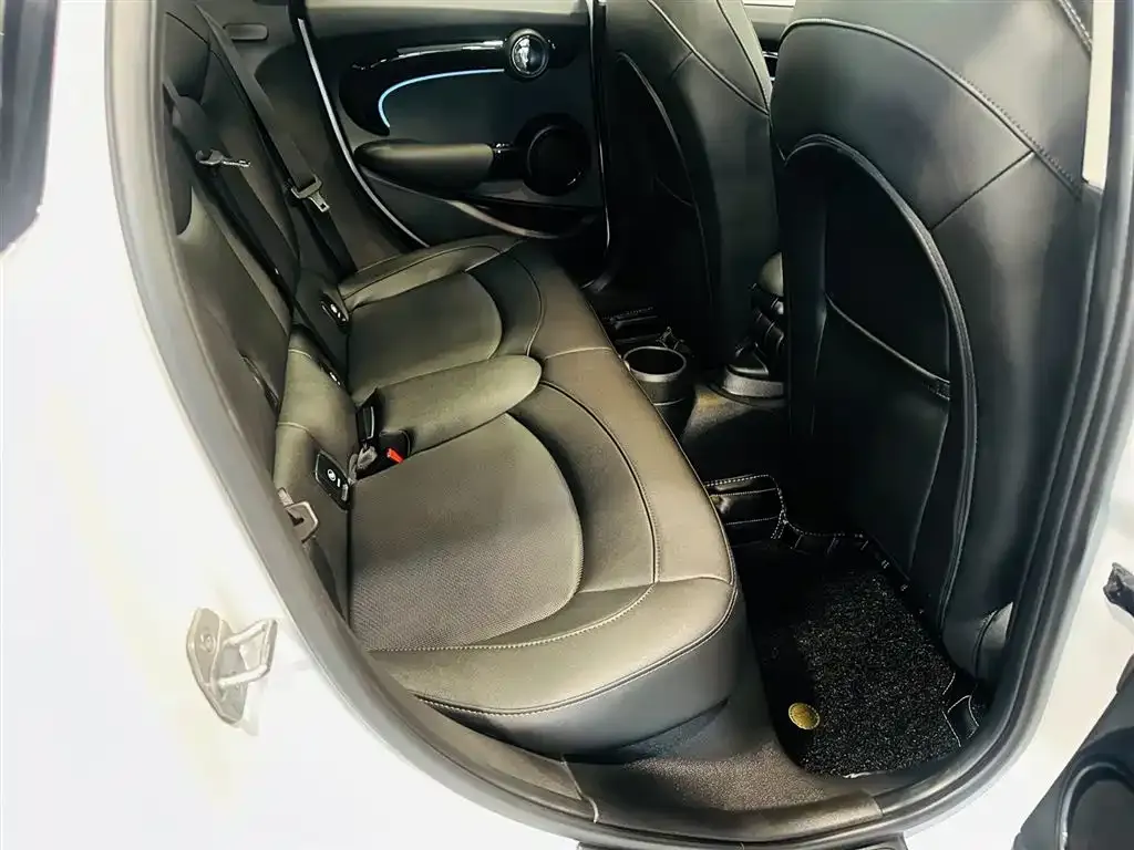 MINI Cooper (3-door) 2024 из CN, фото 7
