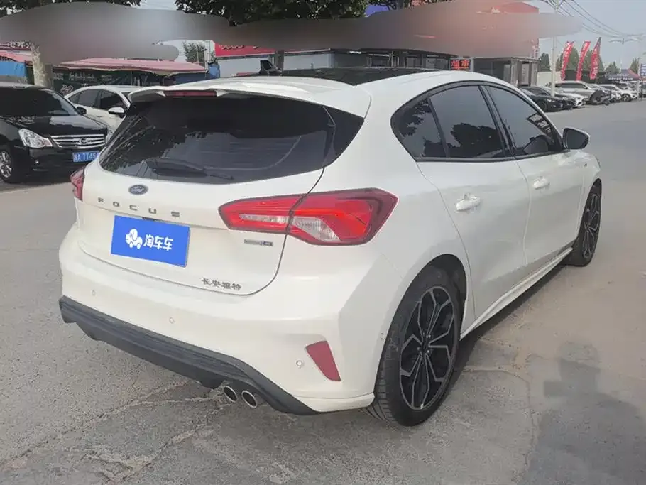 Ford Focus 2021 из CN, фото 6