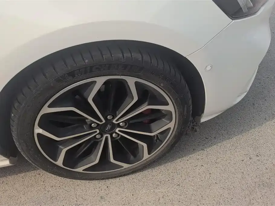 Ford Focus 2021 из CN, фото 8