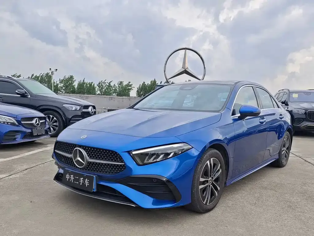 Mercedes-Benz A-Class — фото 1