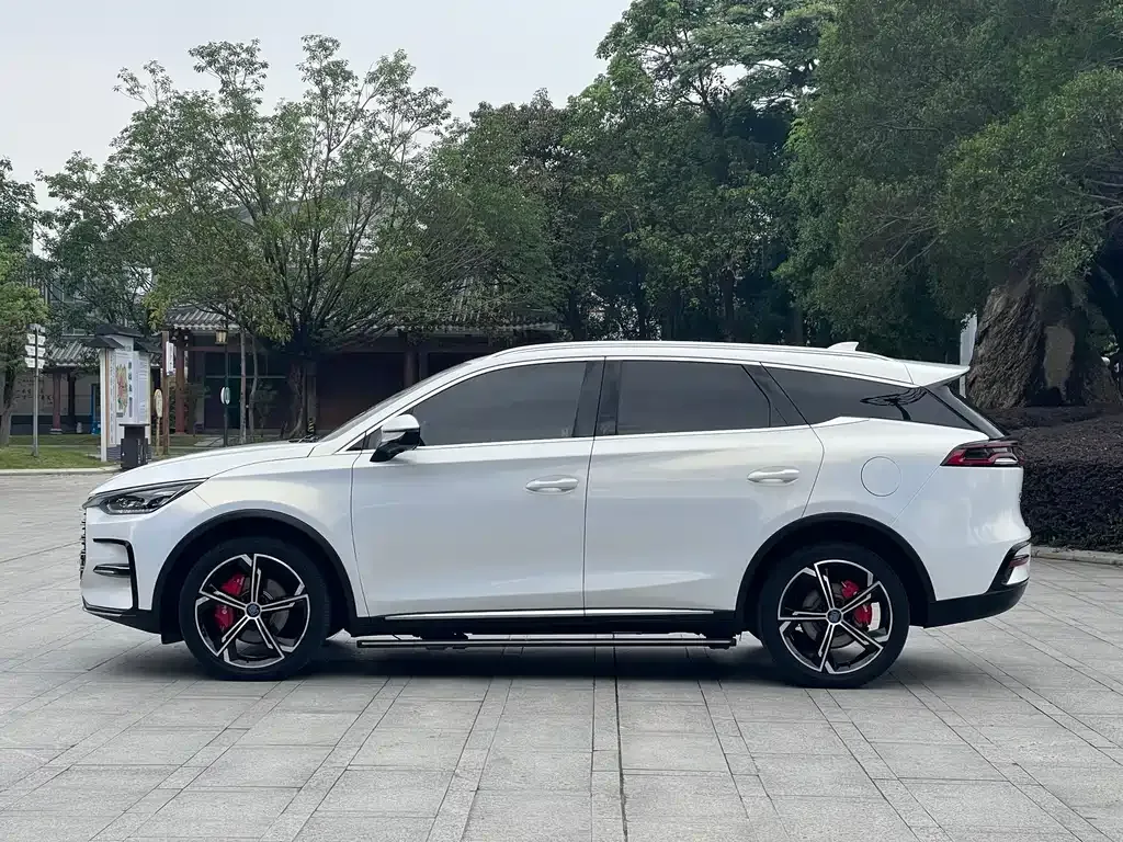 BYD Tang New Energy 2023 из CN, фото 7