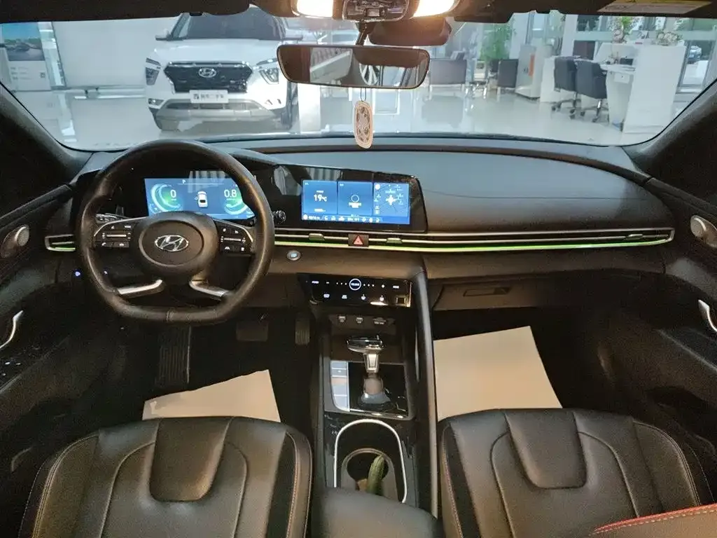 Hyundai Elantra 2022 из CN, фото 9