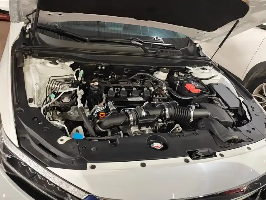 Honda Accord — фото 5