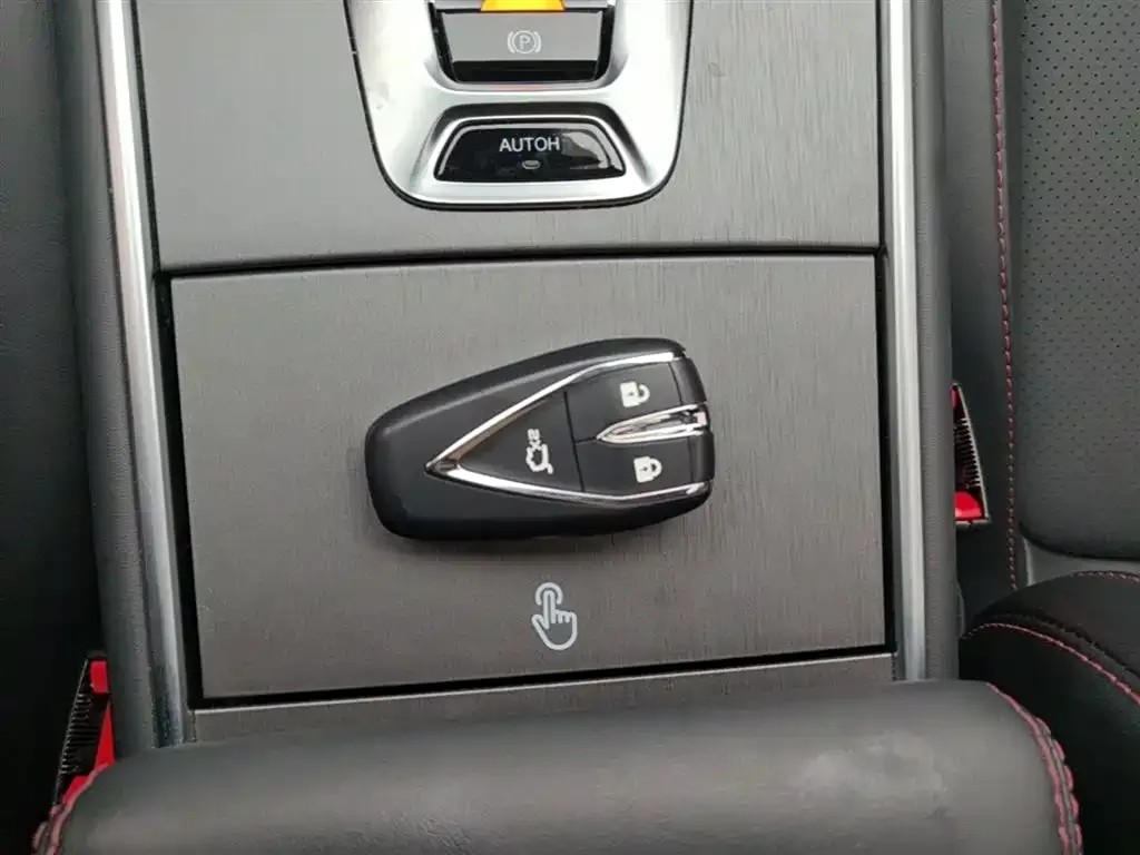 Changan CS75 2025 из CN, фото 2