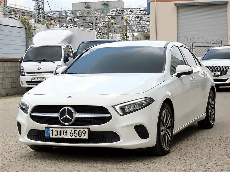 Mercedes-Benz A-Class — фото 1