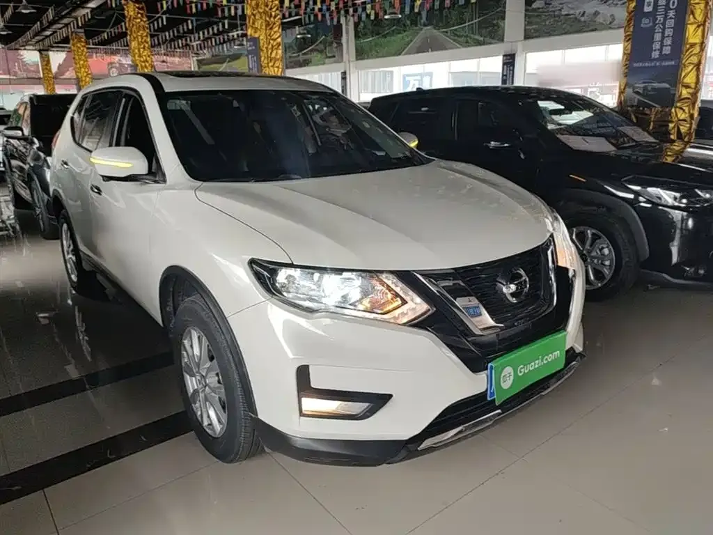 Nissan X-Trail — фото 4