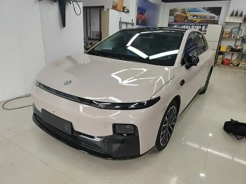 Leapmotor B01