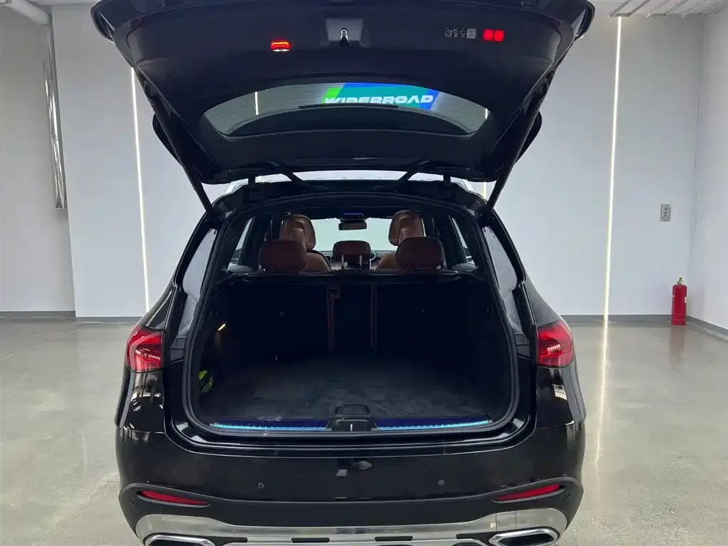 Mercedes-Benz GLC 2024 из CN, фото 2