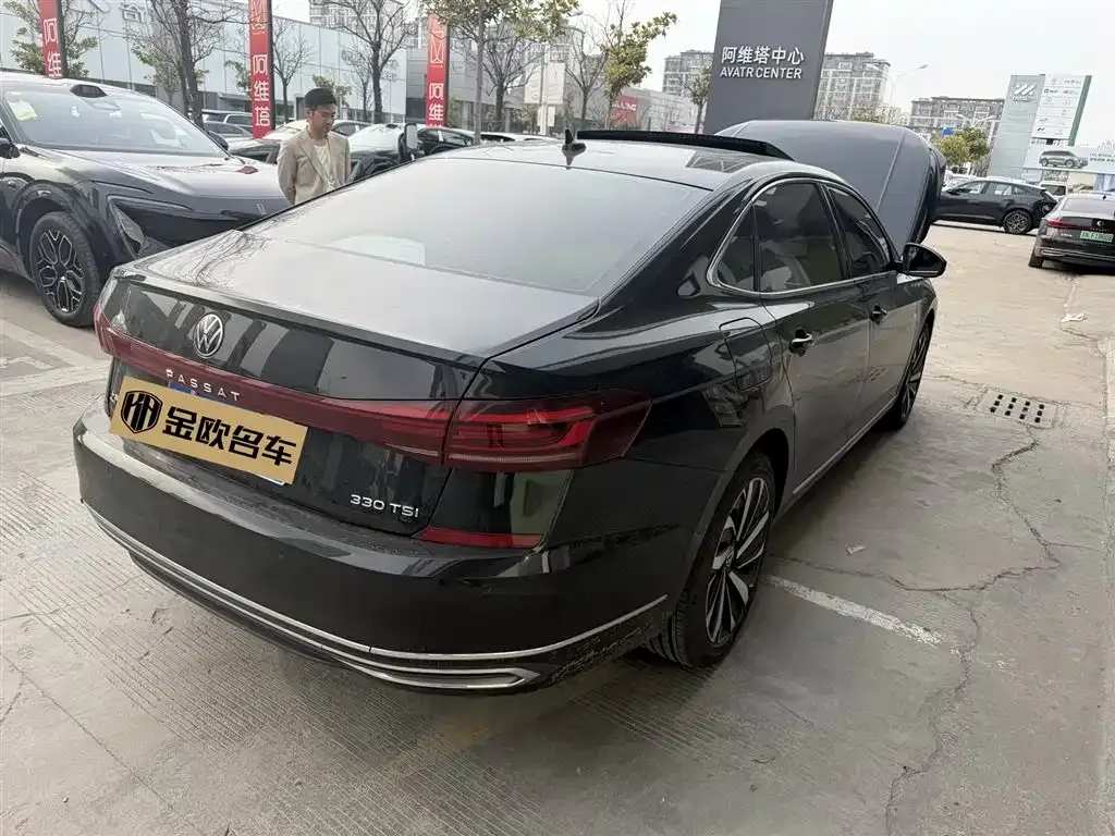 Volkswagen Passat 2022 из CN, фото 6