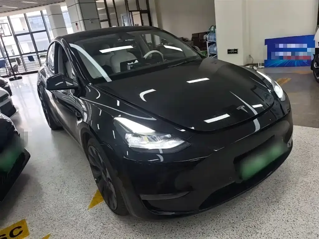 Tesla Model Y 2023 из CN, фото 8