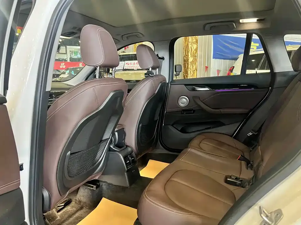 BMW X1 2021 из CN, фото 5