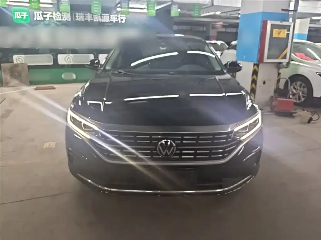 Volkswagen Passat — фото 3