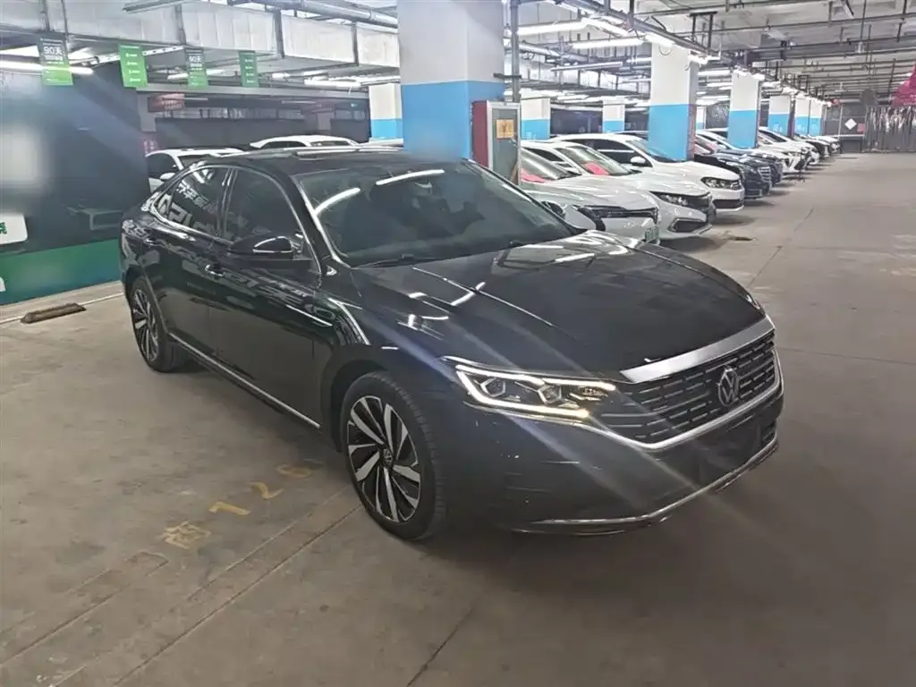Volkswagen Passat — фото 5