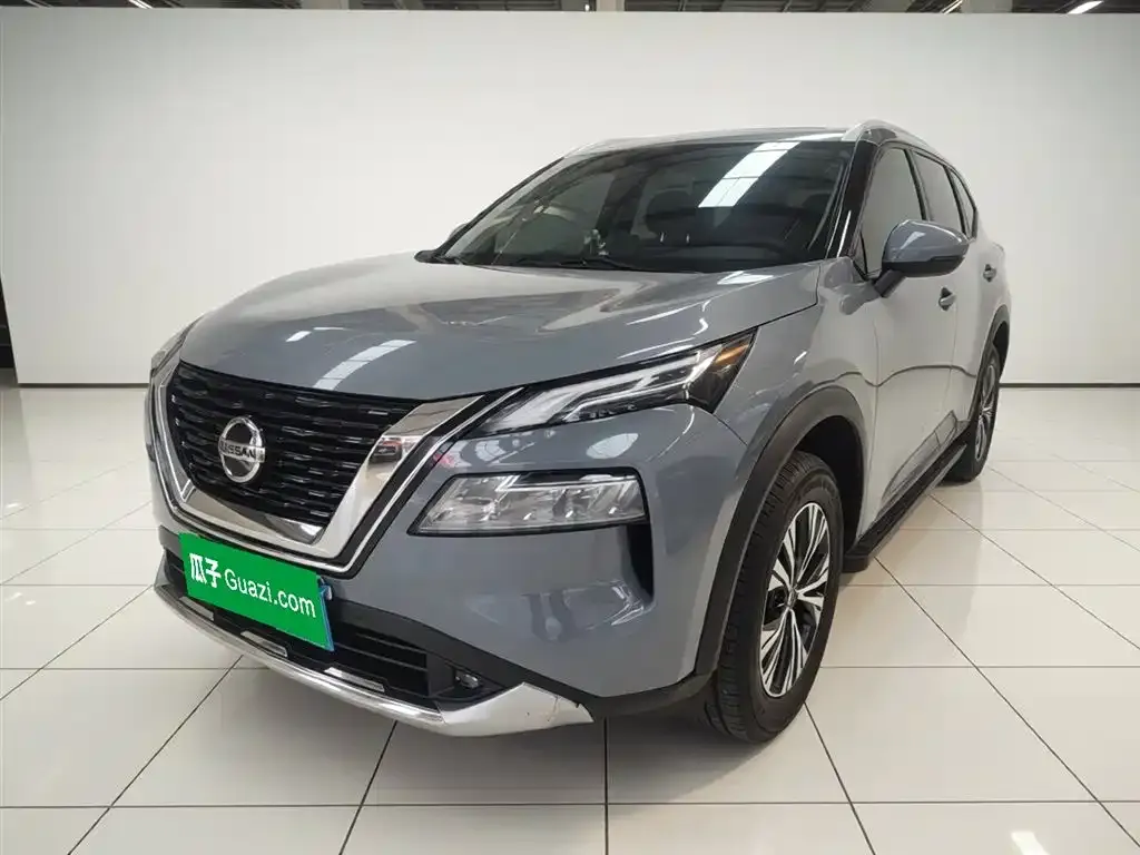 Nissan X-Trail — фото 1