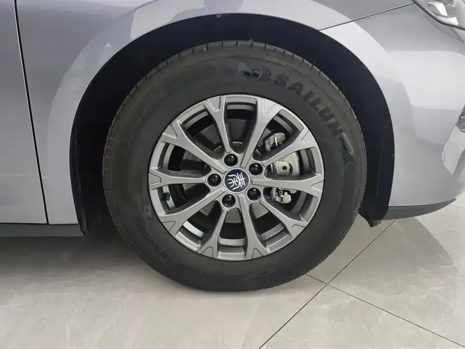 BYD Qin L — фото 10