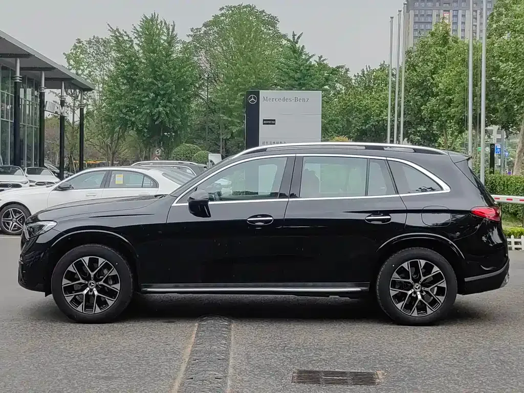 Mercedes-Benz GLC PHEV 2024 из CN, фото 6
