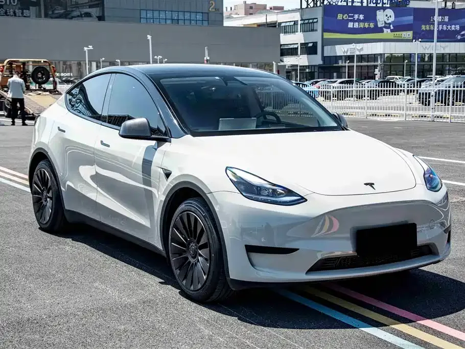 Tesla Model Y 2024 из CN, фото 9