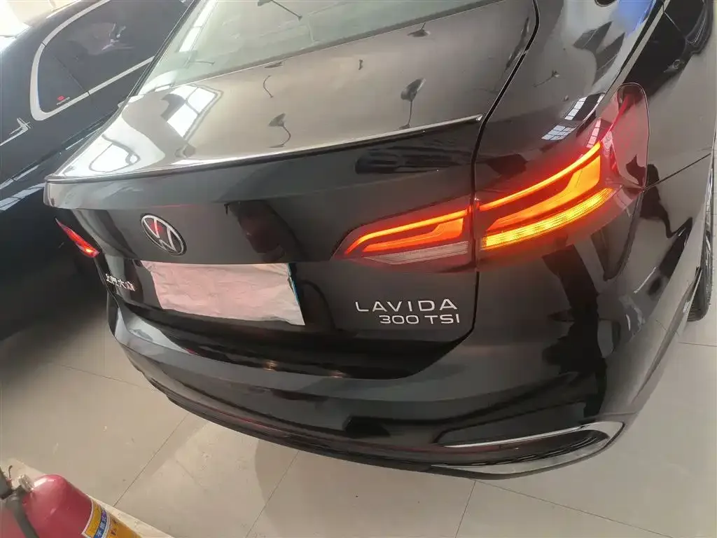 Volkswagen Lavida 2023 из CN, фото 10