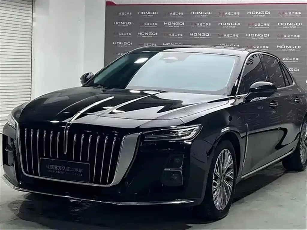 Hongqi H5 — фото 1