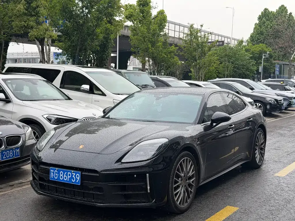 Porsche Panamera 2024 из CN, фото 1