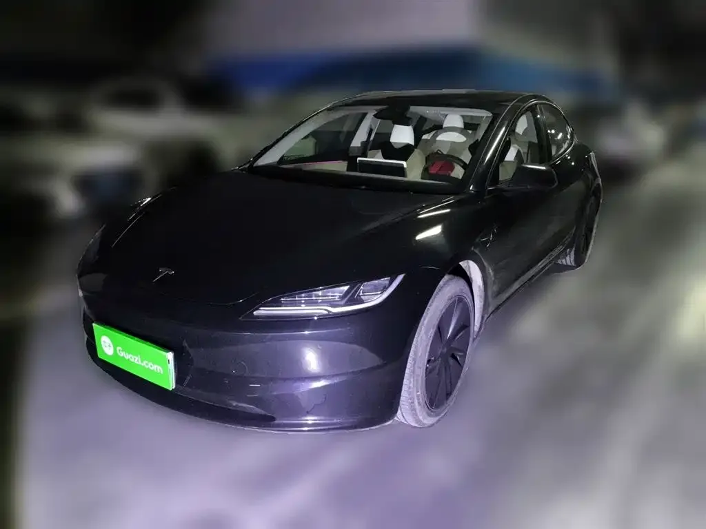 Tesla Model 3 — фото 4
