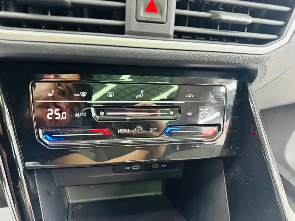 Volkswagen Tayron — фото 2