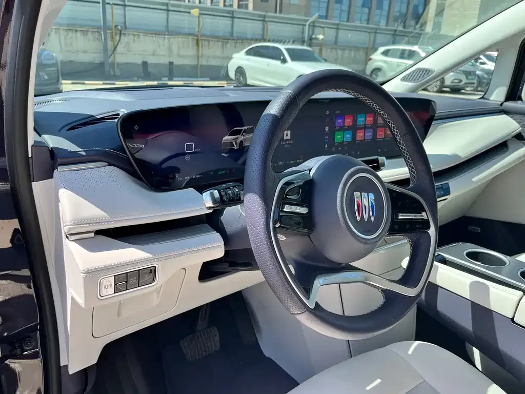 Buick GL8 Hybrid — фото 6