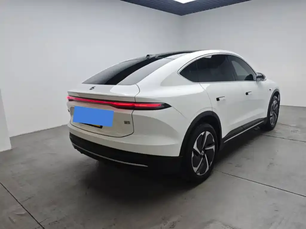 NIO EC6 — фото 4
