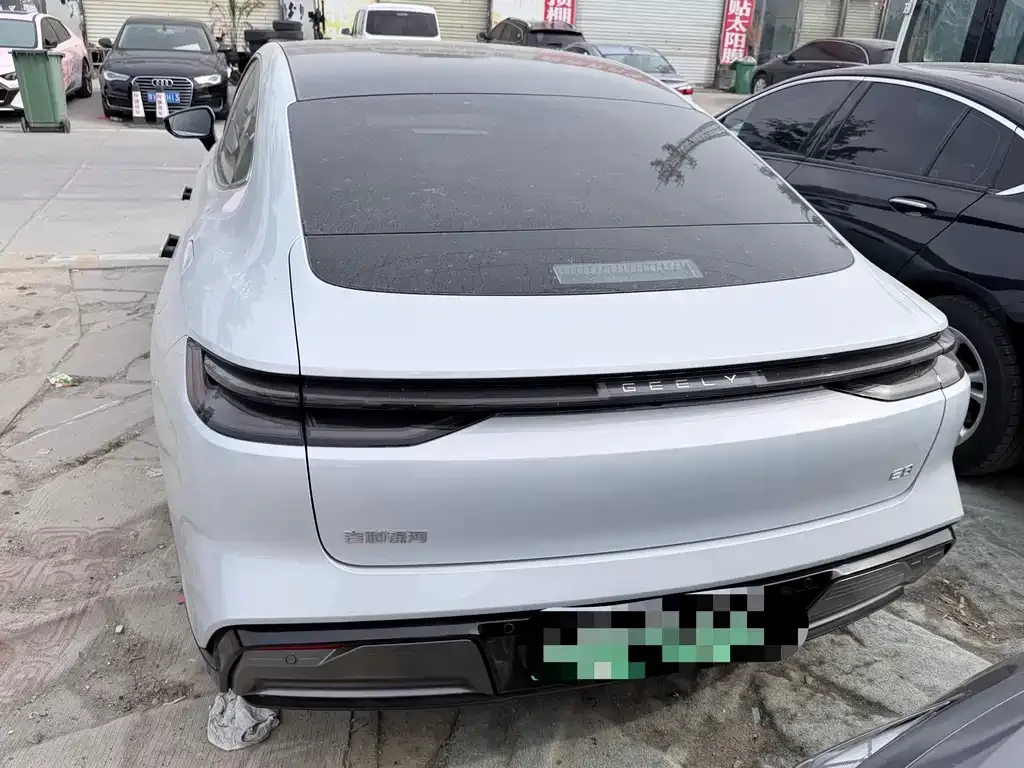 Geely Galaxy E8 2025 из CN, фото 8