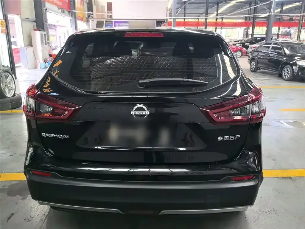 Nissan Qashqai — фото 5